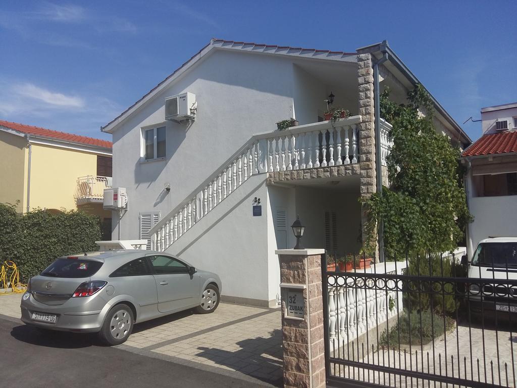 Apartments Anton Vodice Buitenkant foto
